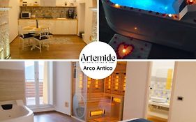 ARTEMIDE Arco Antico B&B SUITE SPA